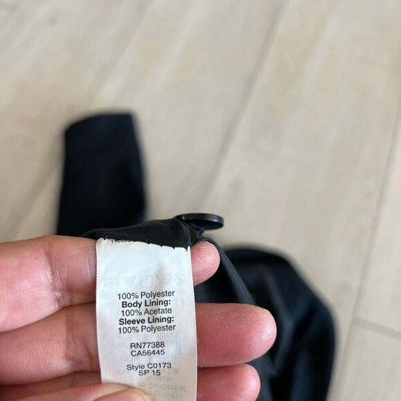 ATHLETA Whisper Featherless Vest, BLACK SIZE XS #599504 - Picture 9 of 11